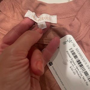 Rib cropped tank top - new with tags